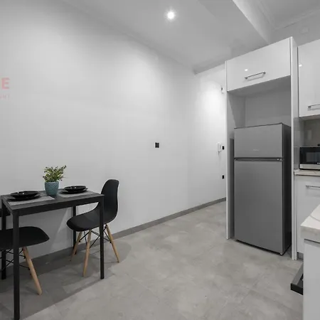 B&W, Nilie Hospitality Mgmt Apartment Thessaloniki Exterior photo